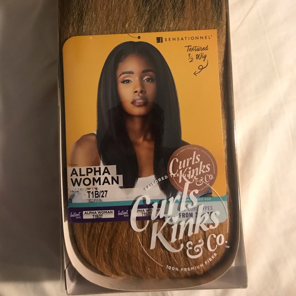 New CURLS AND KINKS, ALPHA WOMAN HALF WIG!
